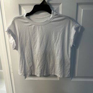 Amazon White Short Sleeve Women's Tee